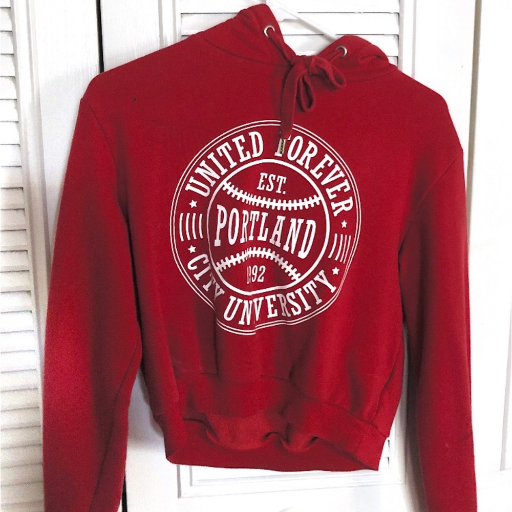 Red Cropped Sweatshirt